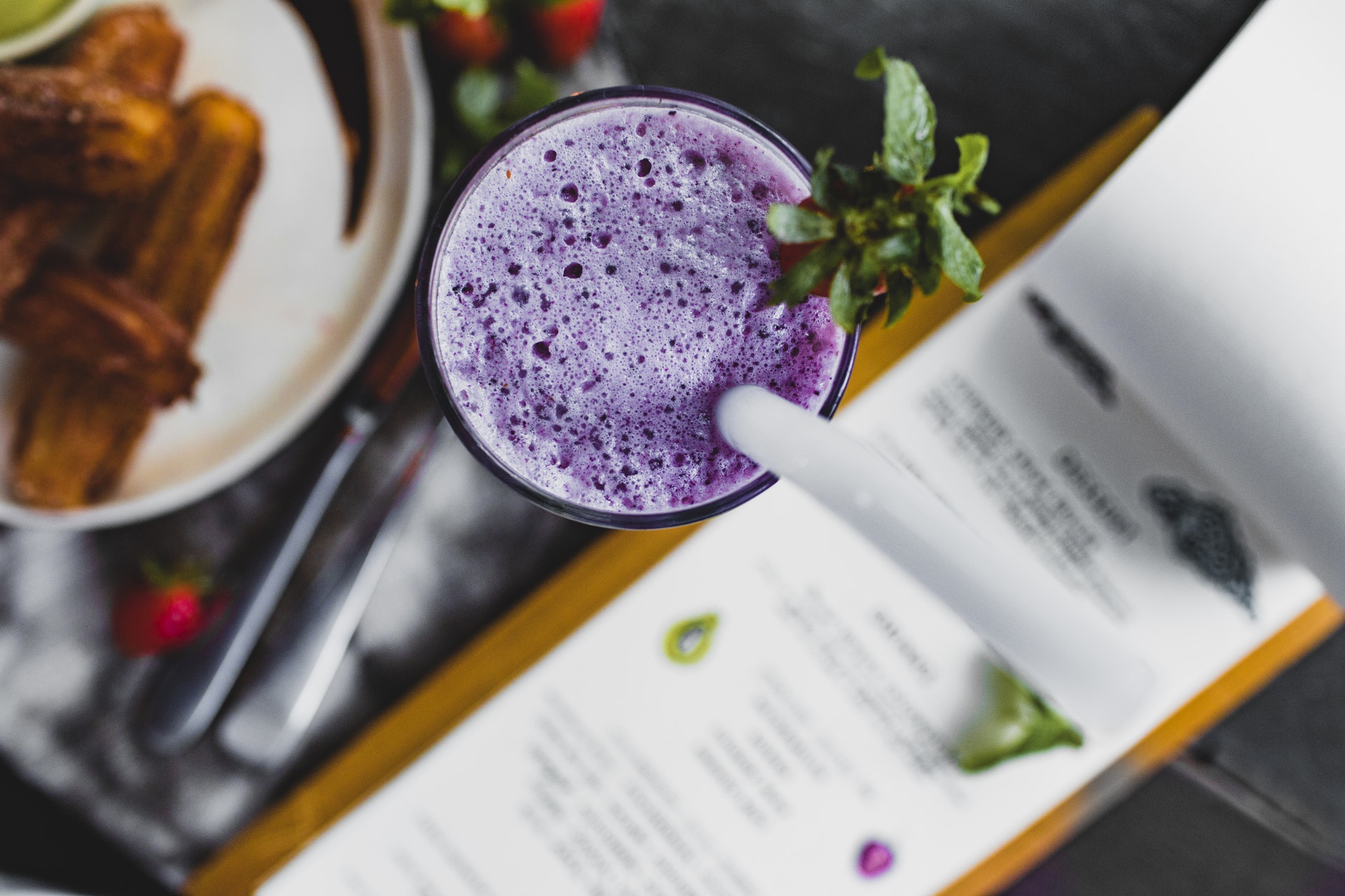 Brombeer Smoothie im Glas
