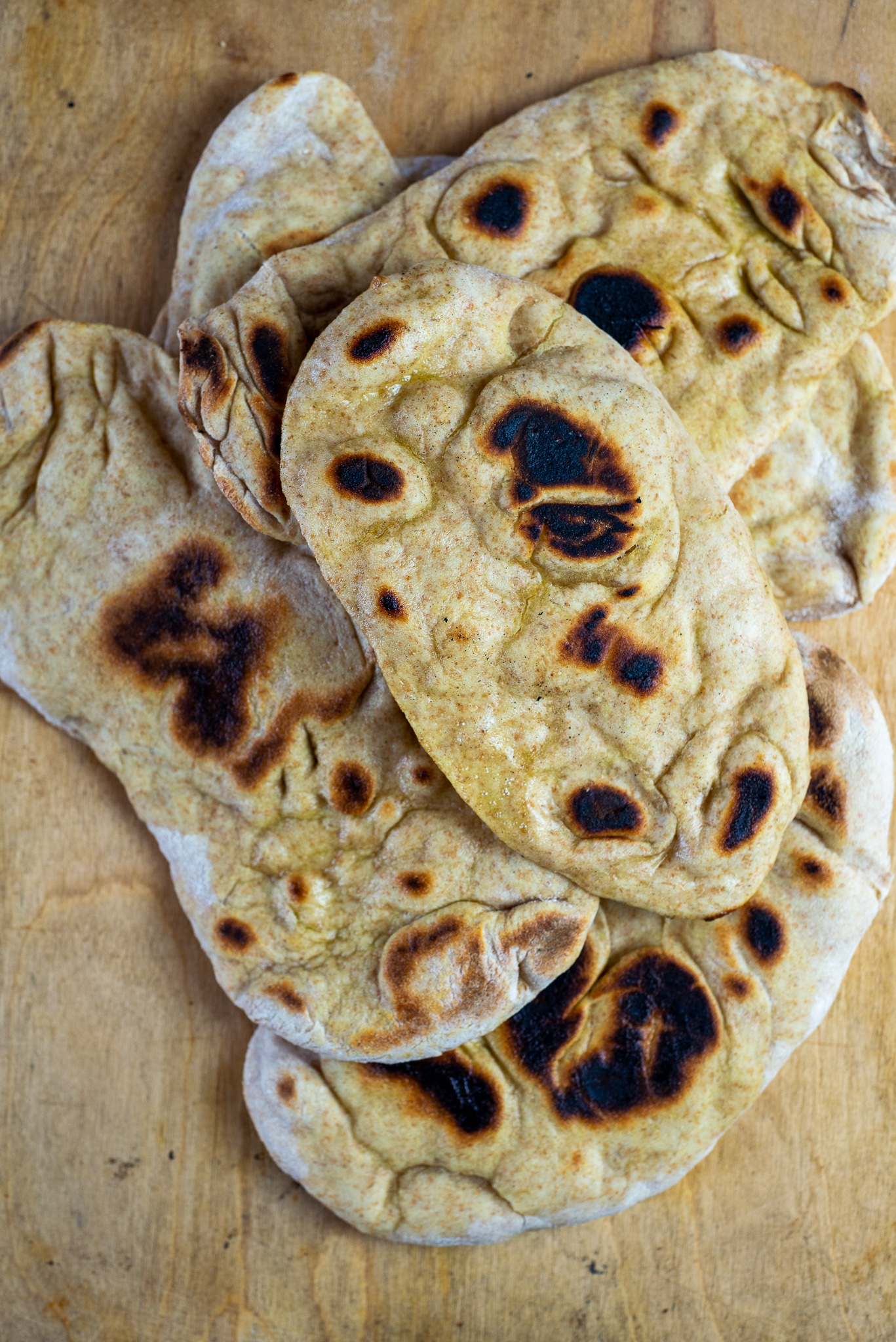 Naan Brot aus der Pfanne