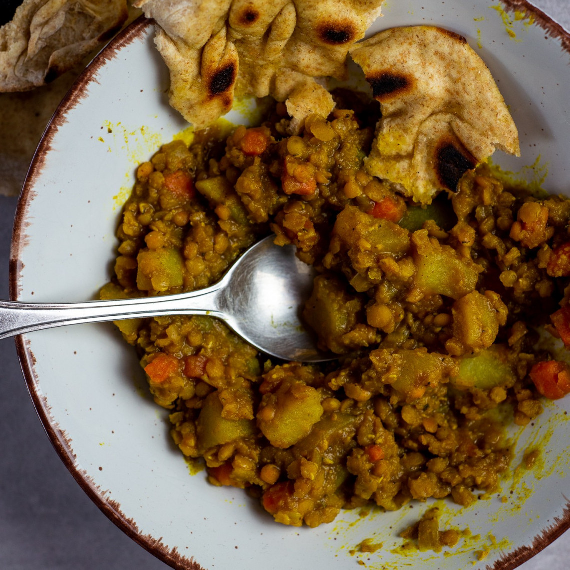 Linsen-Dal mit Karotten